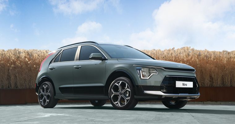 Kia Niro Has Three Ways to Drive into the Future