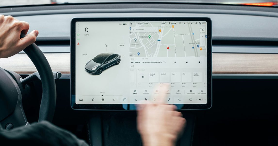 Tesla touchscreen